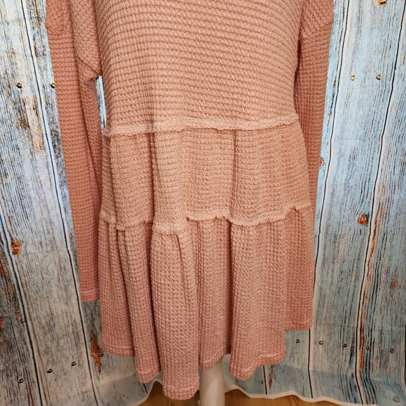 Women's Light Pink Waffle Tiered Tunic - Picture 4 of 11
